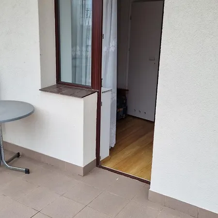 Goscinny Letni Dom Panstwa Grybek Stegna (Pomerania)