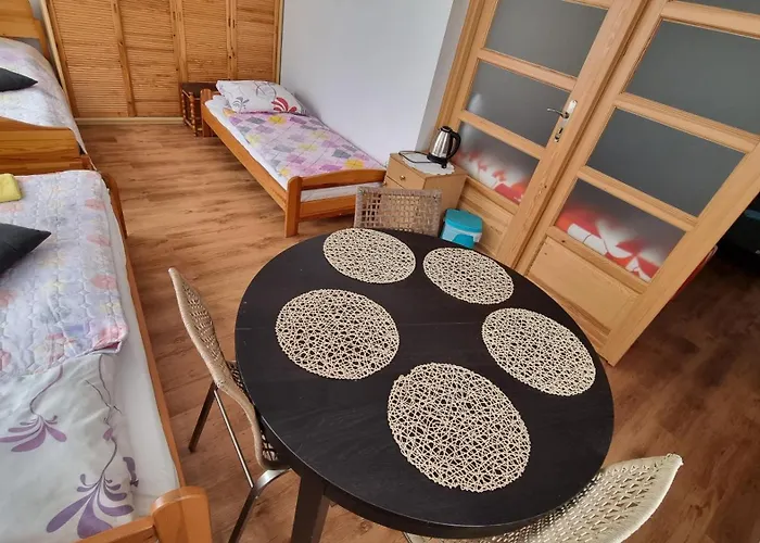 Goscinny Letni Dom Panstwa Grybek * Stegna (Pomerania)