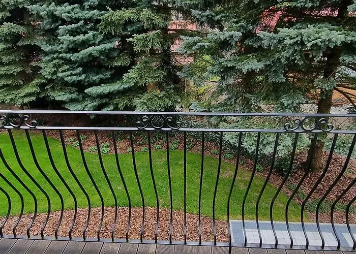 Goscinny Letni Dom Panstwa Grybek * Stegna (Pomerania)